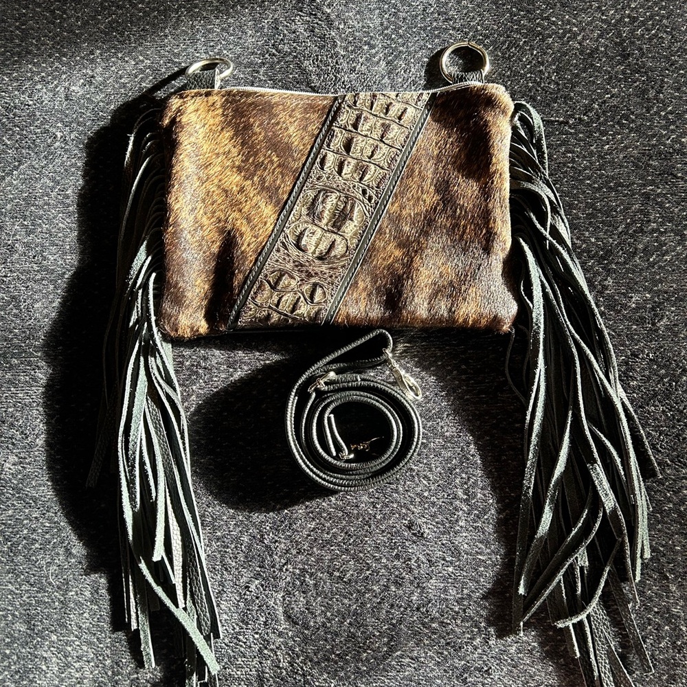 Chic Fringed Crossbody Bag in Brown and Black with Crocodile Skin